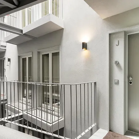 Guestready - Trendy Getaway In The Heart Of דירה *